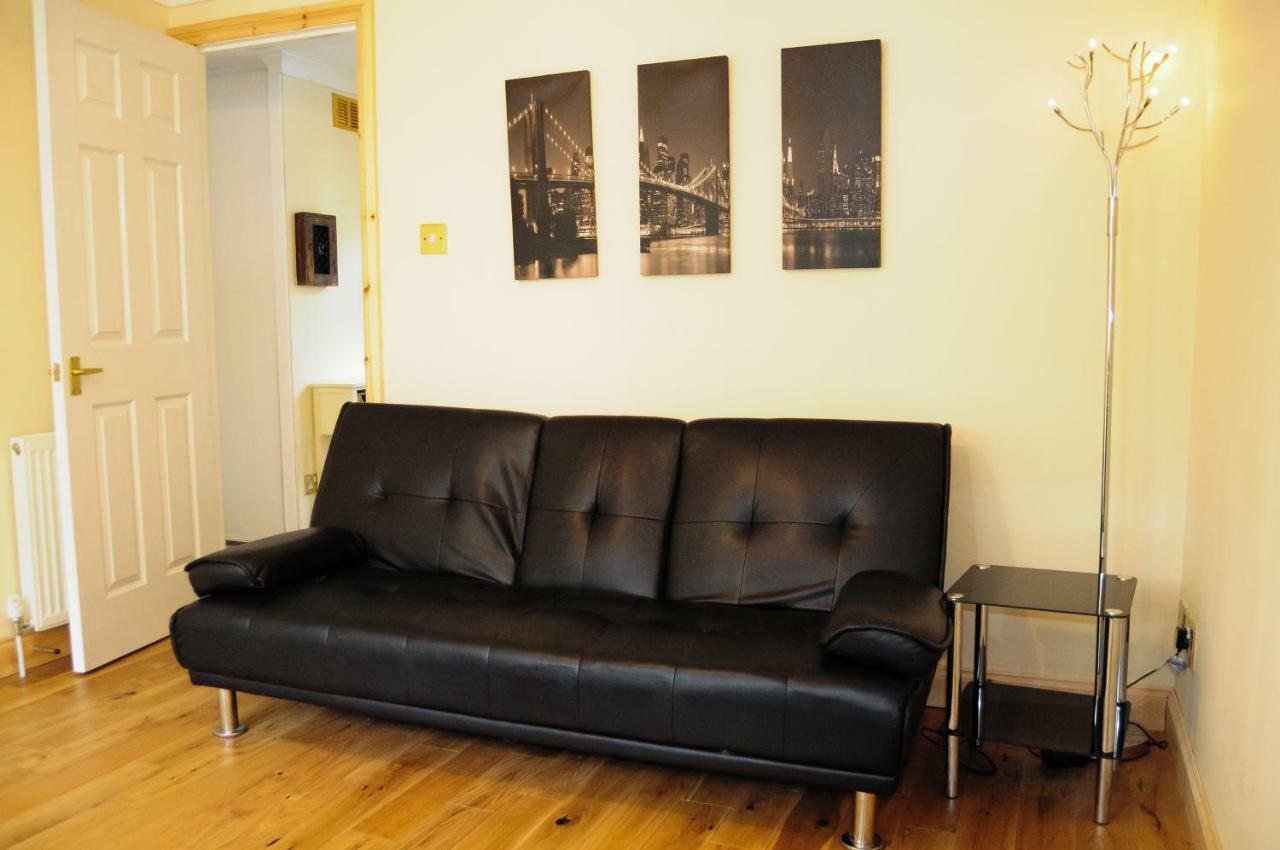 فيلا غلاسغوفي Bright City Centre House - Private Garden & Parking! المظهر الخارجي الصورة